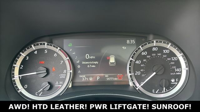 Used 2024 Toyota Highlander XLE image 12