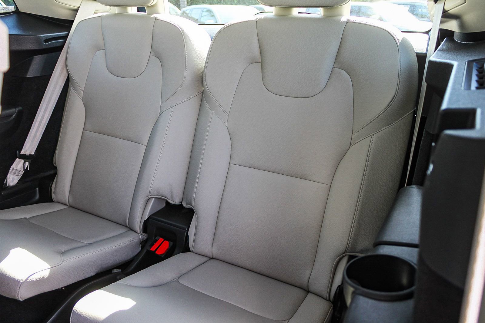 Used 2023 Volvo XC90 B6 Plus w/ Protection Package Premier image 20