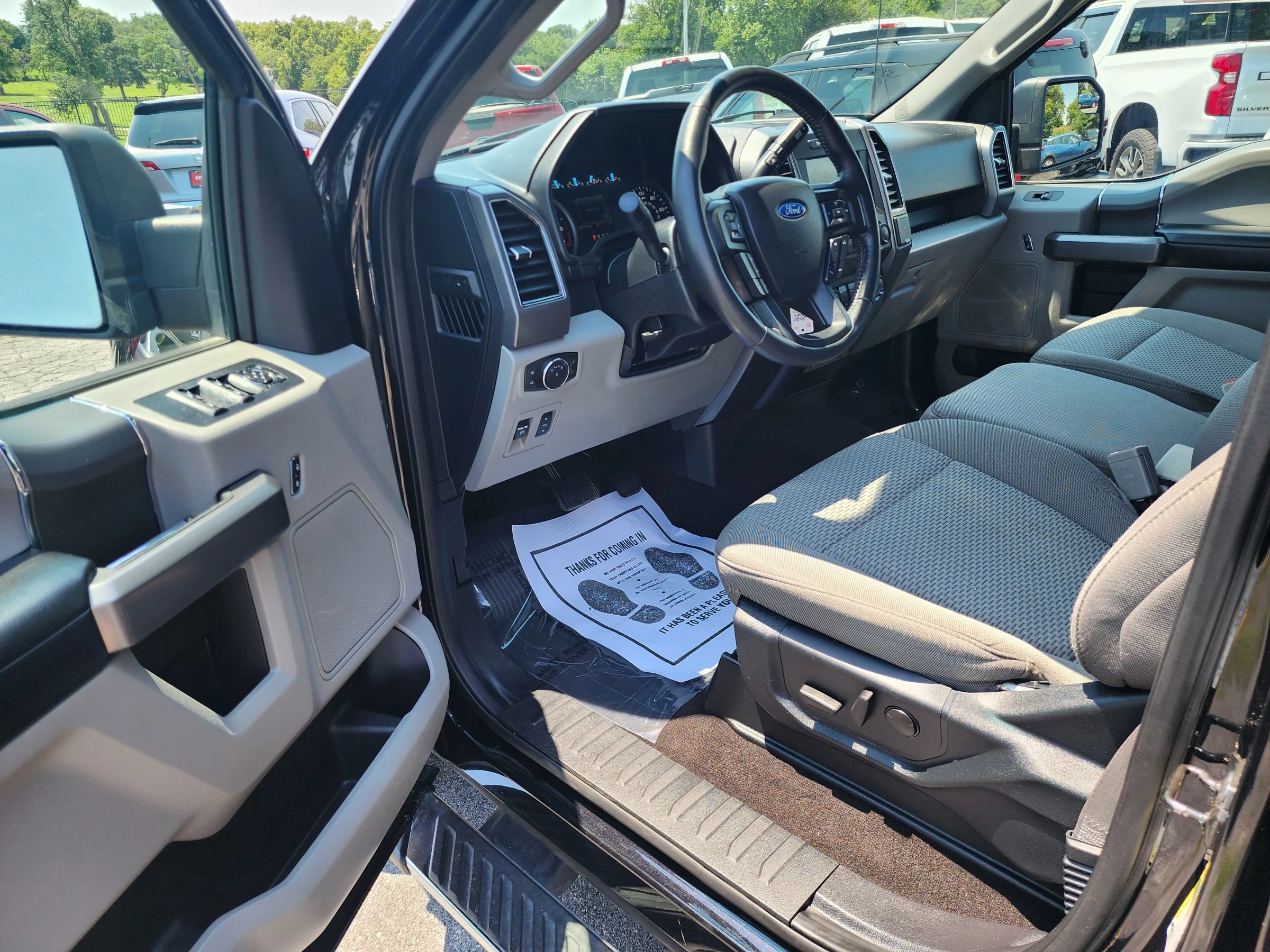 Used 2020 Ford F150 XLT w/ Equipment Group 302A Luxury AWD/4WD image 17