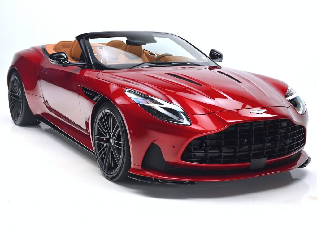Used 2025 Aston Martin DB12 Convertible RWD image 3