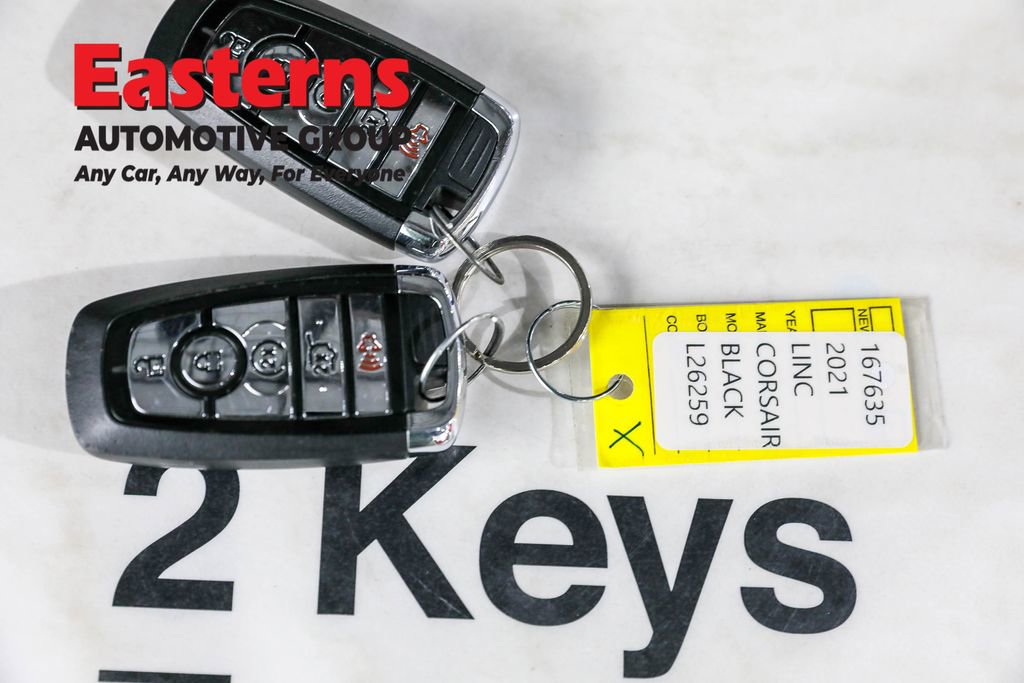 Used 2021 Lincoln Corsair AWD image 27