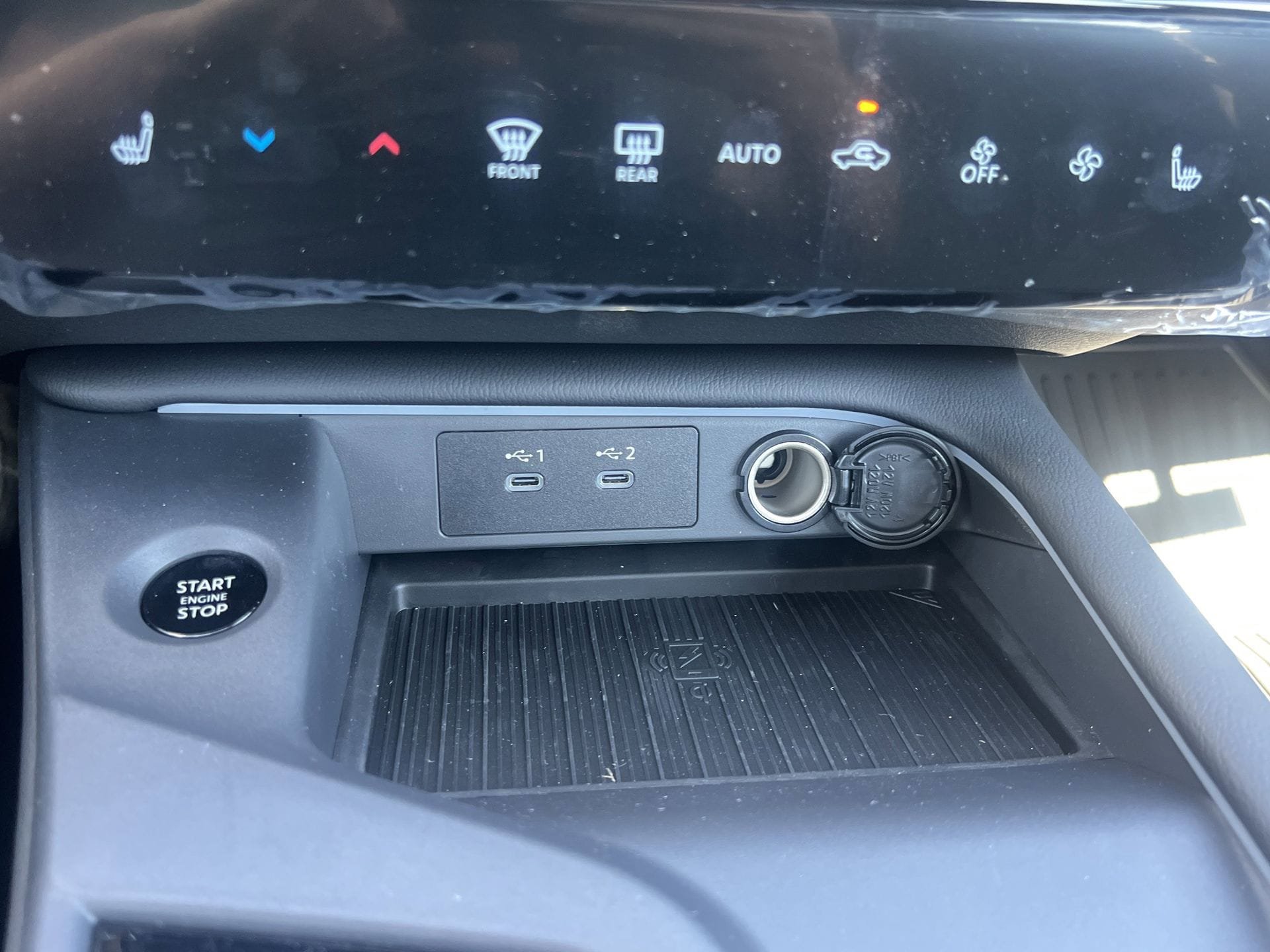 New 2026 Nissan Sentra SV w/ SV Convenience Package FWD image 6