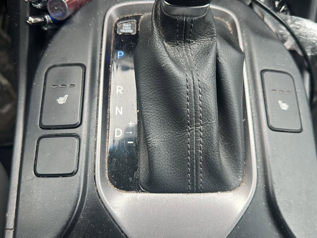 Used 2015 Hyundai Santa Fe GLS image 22