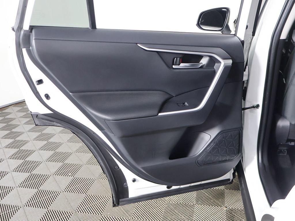 Used 2024 Toyota RAV4 XLE image 22