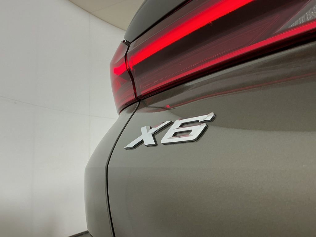 New 2026 BMW X6 xDrive40i AWD/4WD image 33