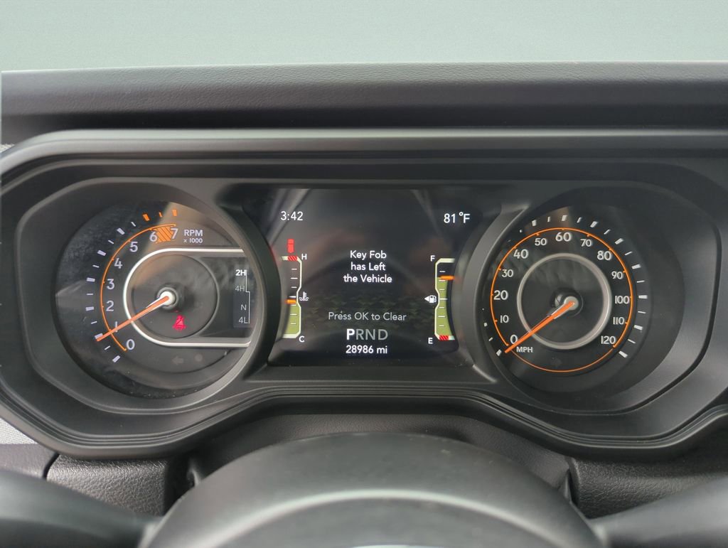 Used 2025 Jeep Wrangler Unlimited Sahara AWD/4WD image 42