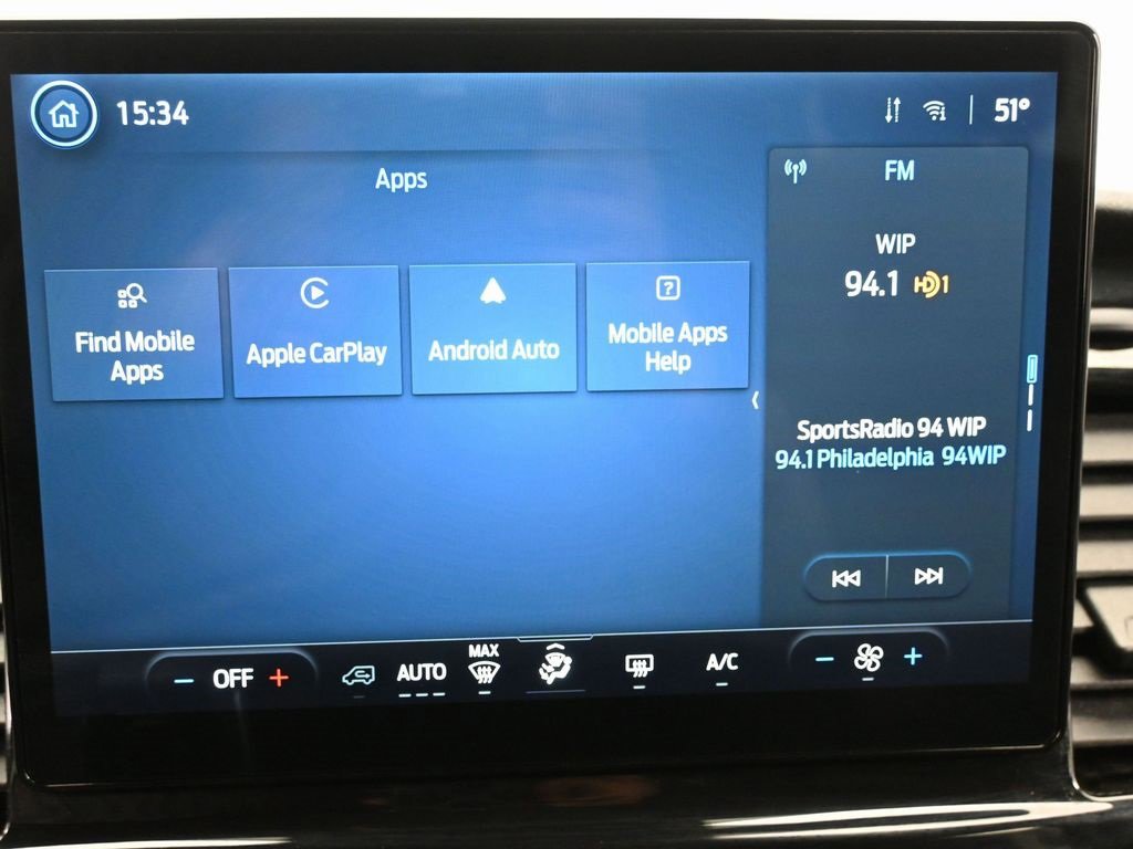 Used 2023 Ford Transit 350 XLT image 21