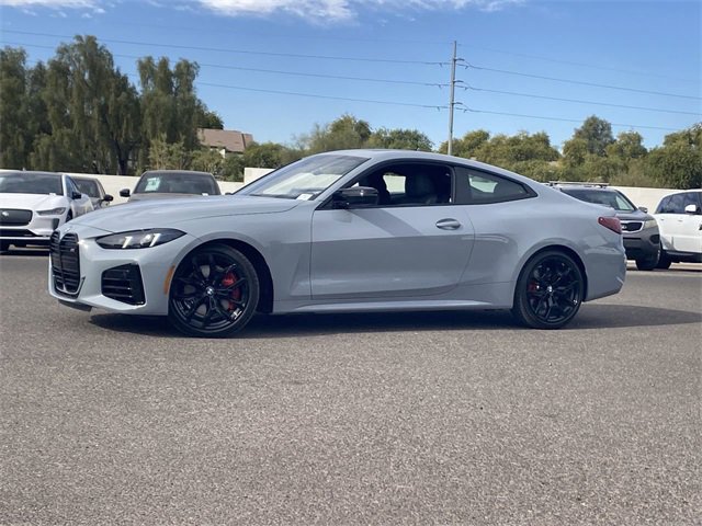 New 2025 BMW M440i Coupe w/ Shadowloine Package image 2