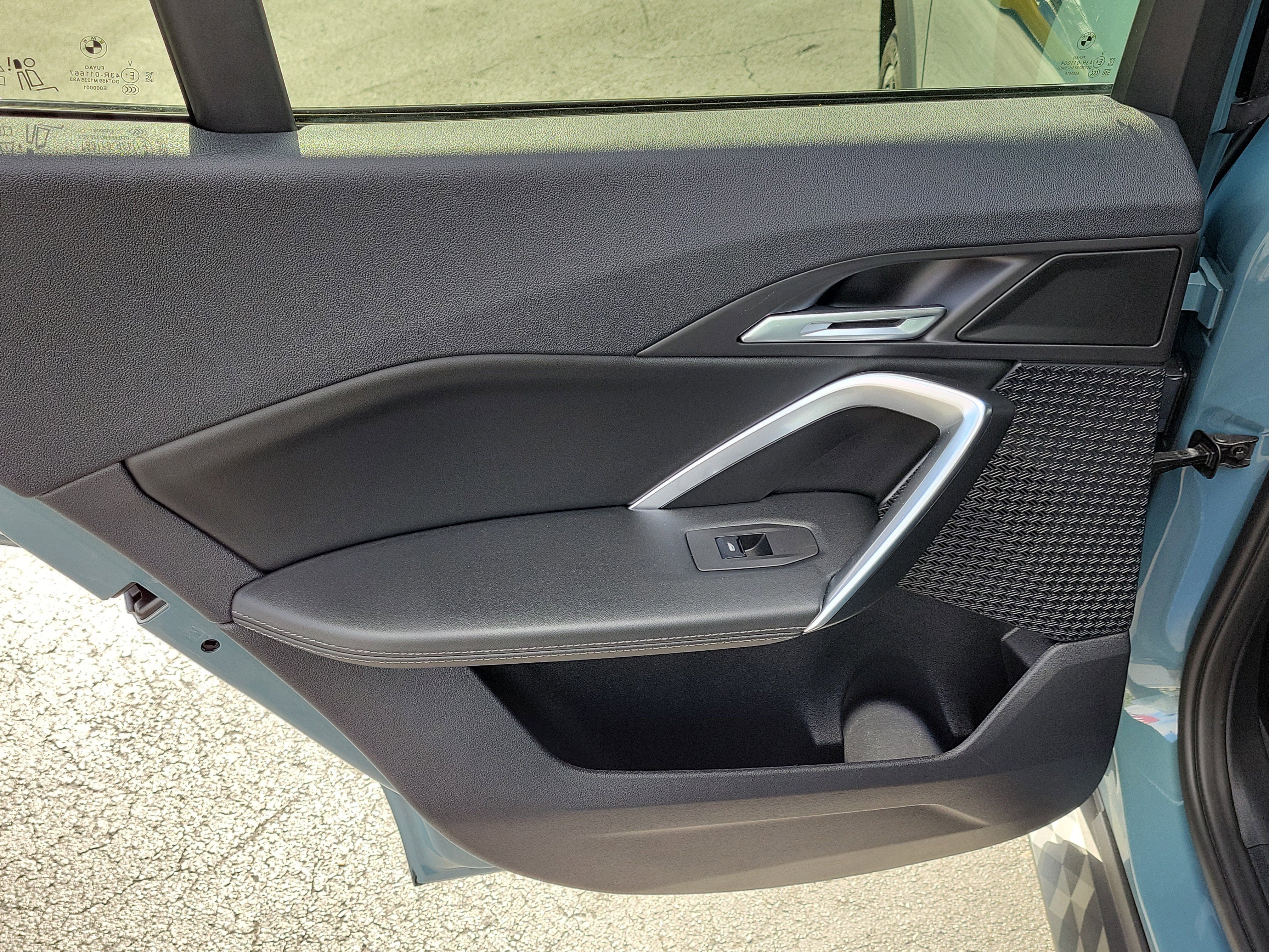 Used 2025 BMW X2 xDrive28i image 10