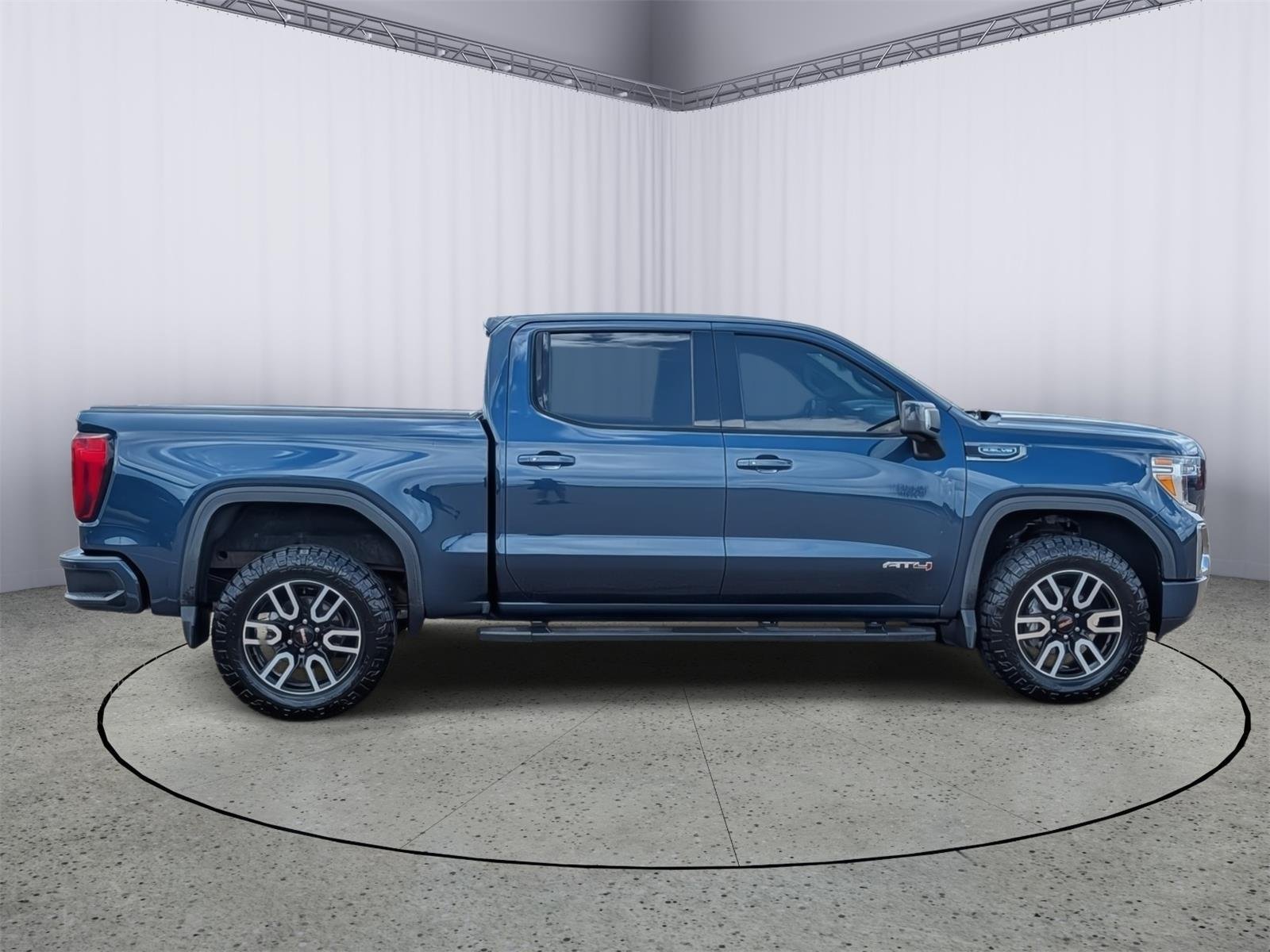 Used 2020 GMC Sierra 1500 AT4 w/ AT4 Premium Package AWD/4WD image 6