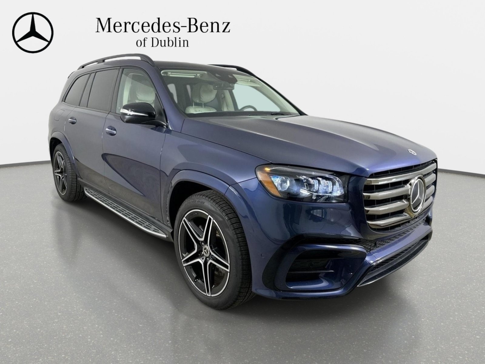 Certified 2026 Mercedes-Benz GLS 450 4MATIC image 3