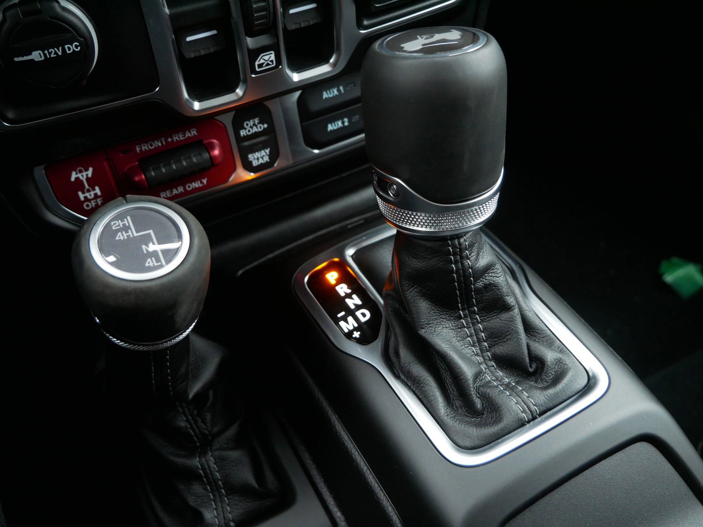 New 2026 Jeep Wrangler Unlimited Rubicon w/ Safety Group image 19