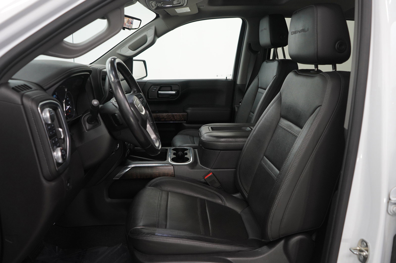 Used 2020 GMC Sierra 1500 Denali w/ Denali Premium Package image 16