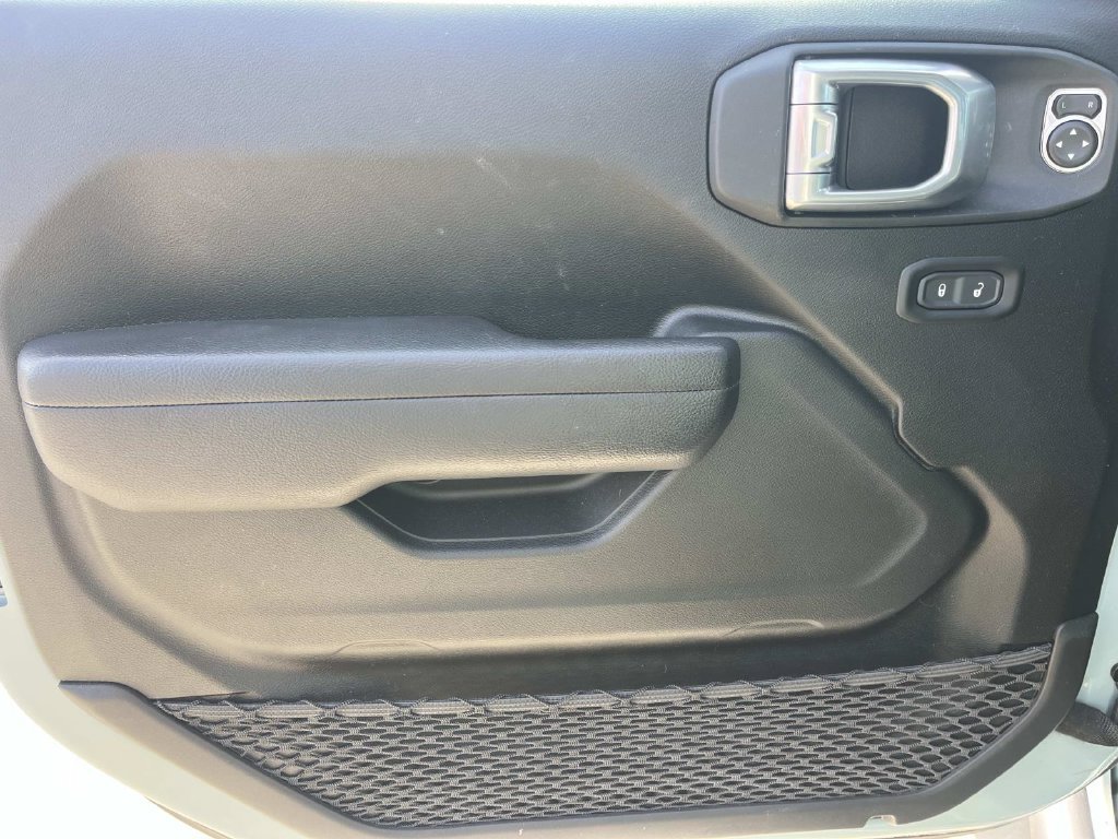 Used 2024 Jeep Wrangler Unlimited Sport AWD/4WD image 29