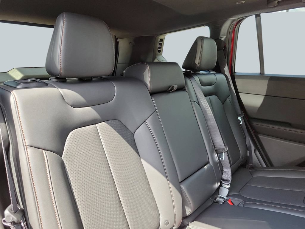 New 2026 Jeep Cherokee Limited AWD/4WD image 31