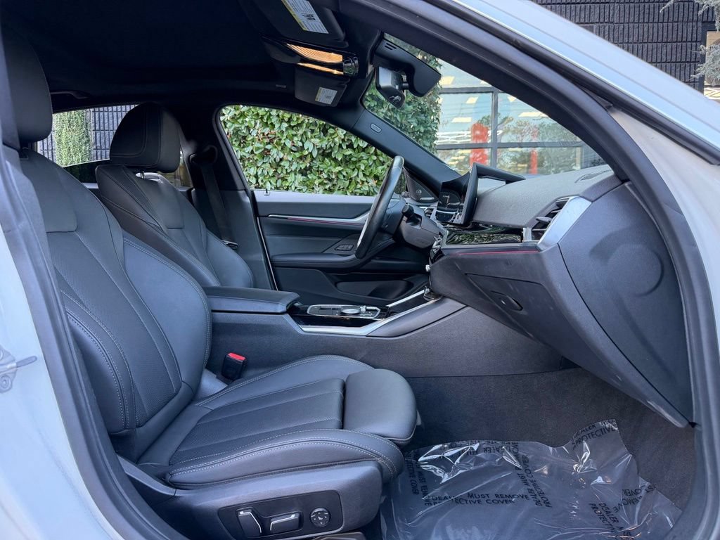 Used 2024 BMW i4 eDrive40 w/ Premium Package RWD image 34