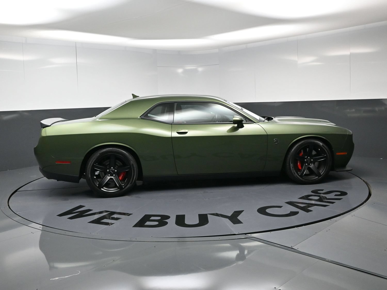 Used 2022 Dodge Challenger SRT Hellcat Redeye RWD image 10