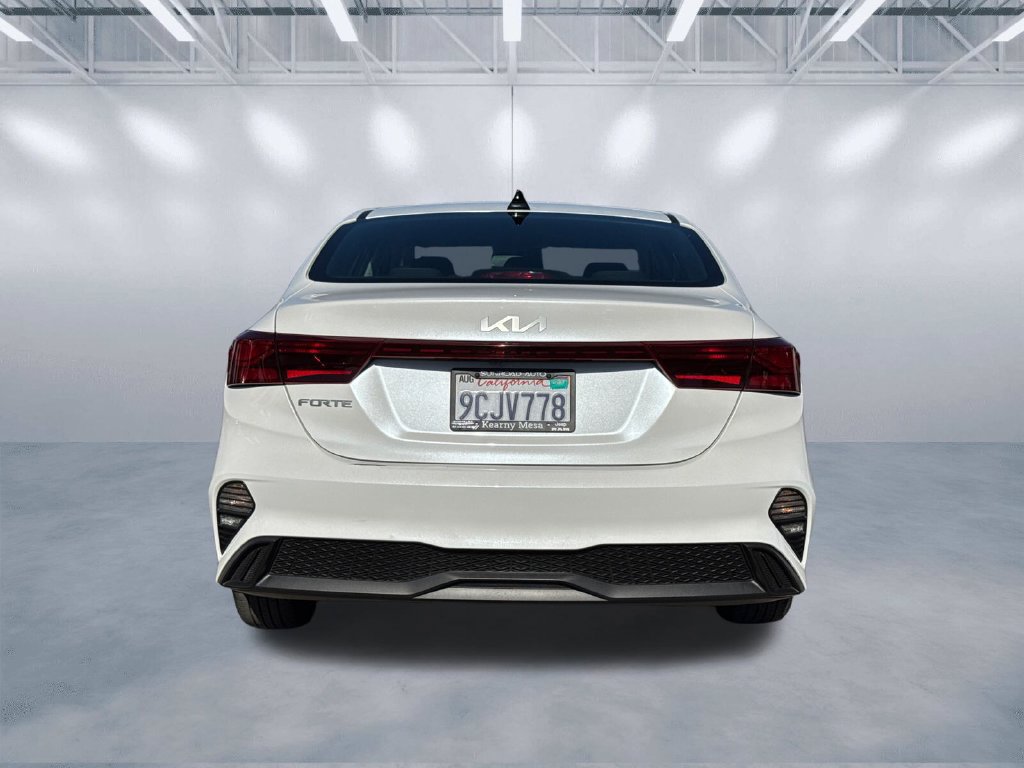 Used 2023 Kia Forte LXS FWD image 5