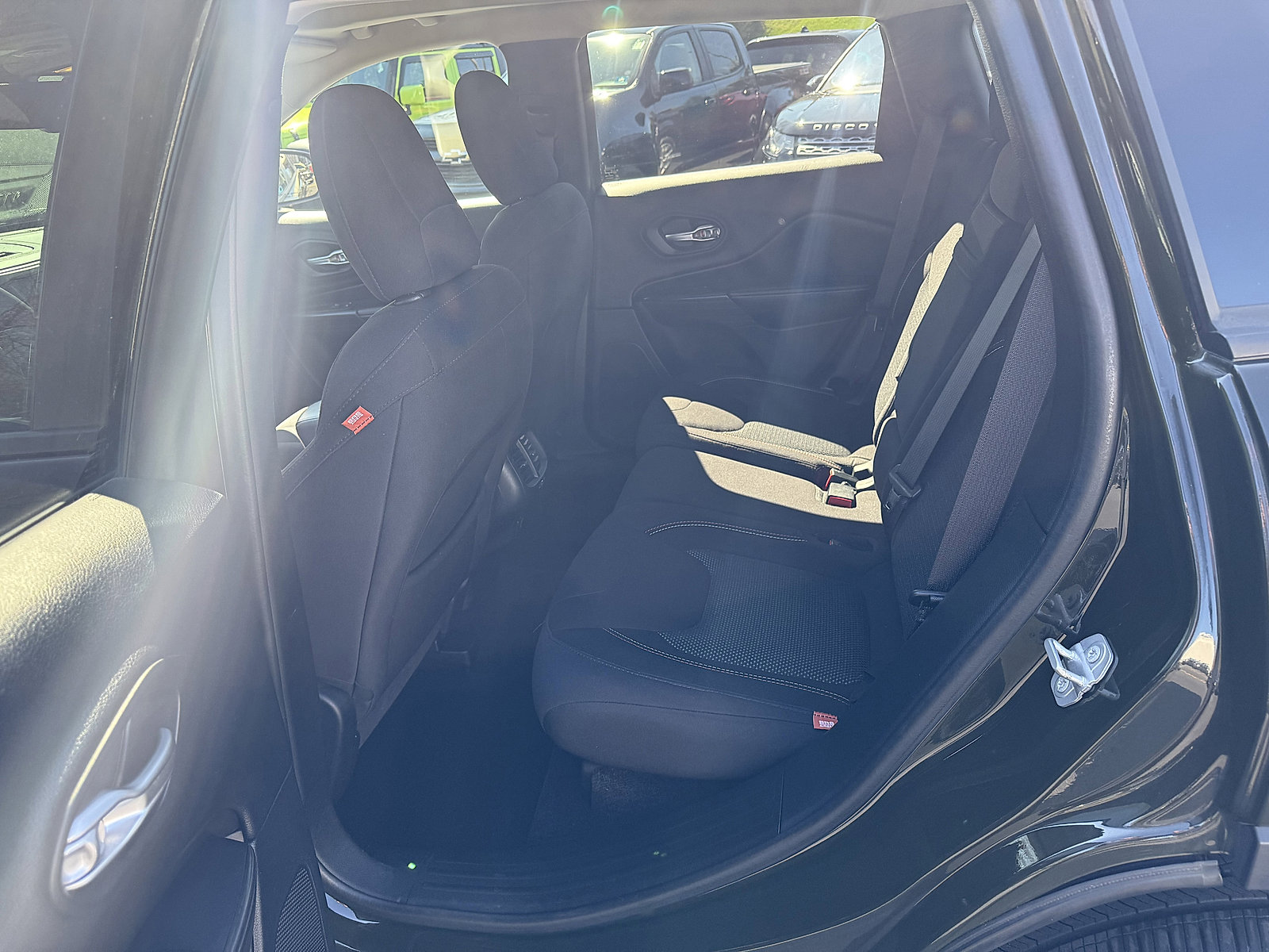 Certified 2016 Jeep Cherokee 75th Anniversary image 14