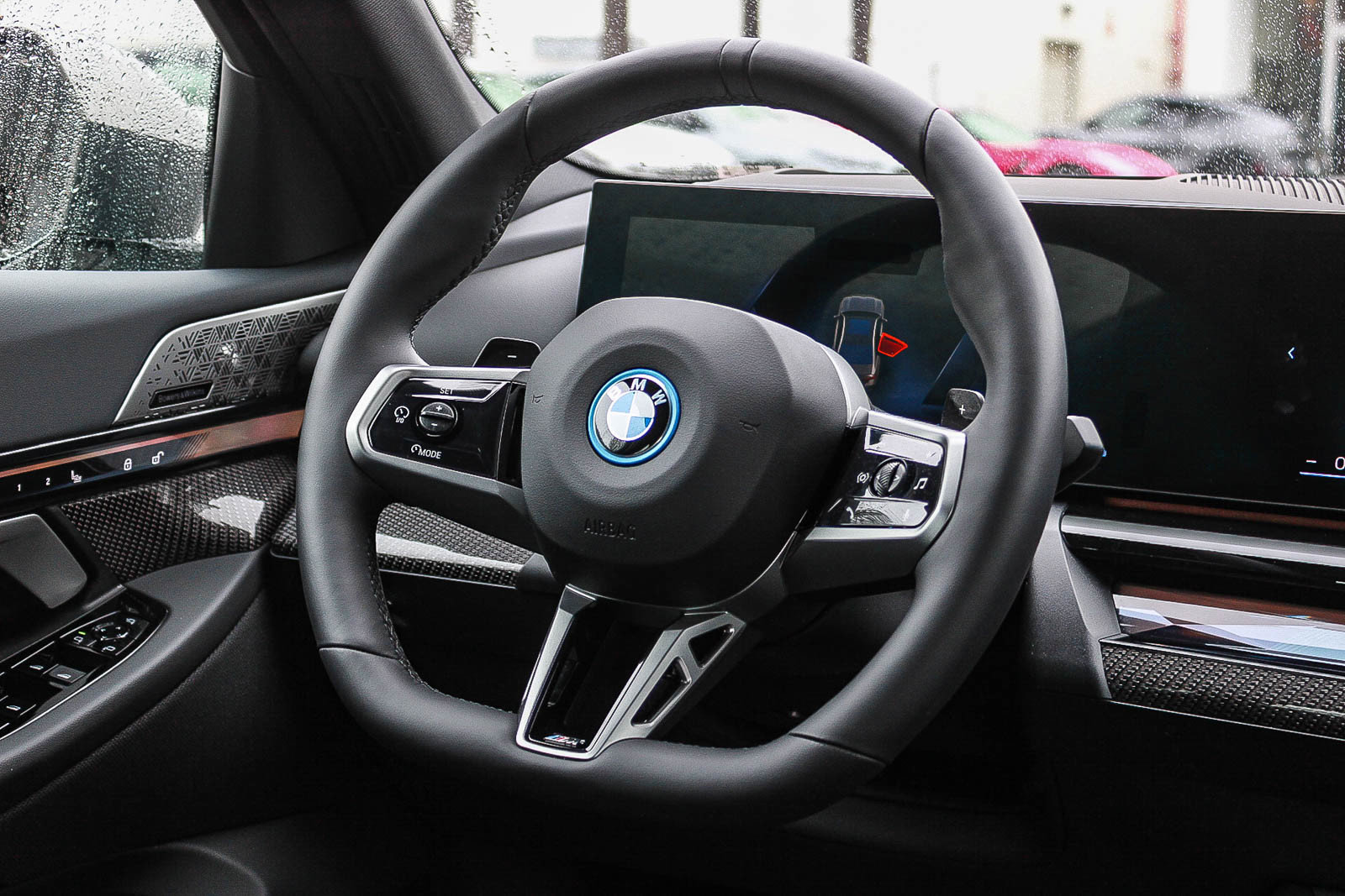 Certified 2026 BMW 550e xDrive AWD/4WD image 15