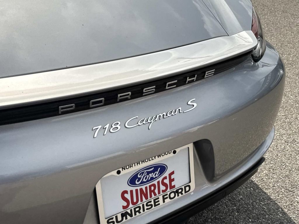 Used 2017 Porsche 718 Cayman S image 7