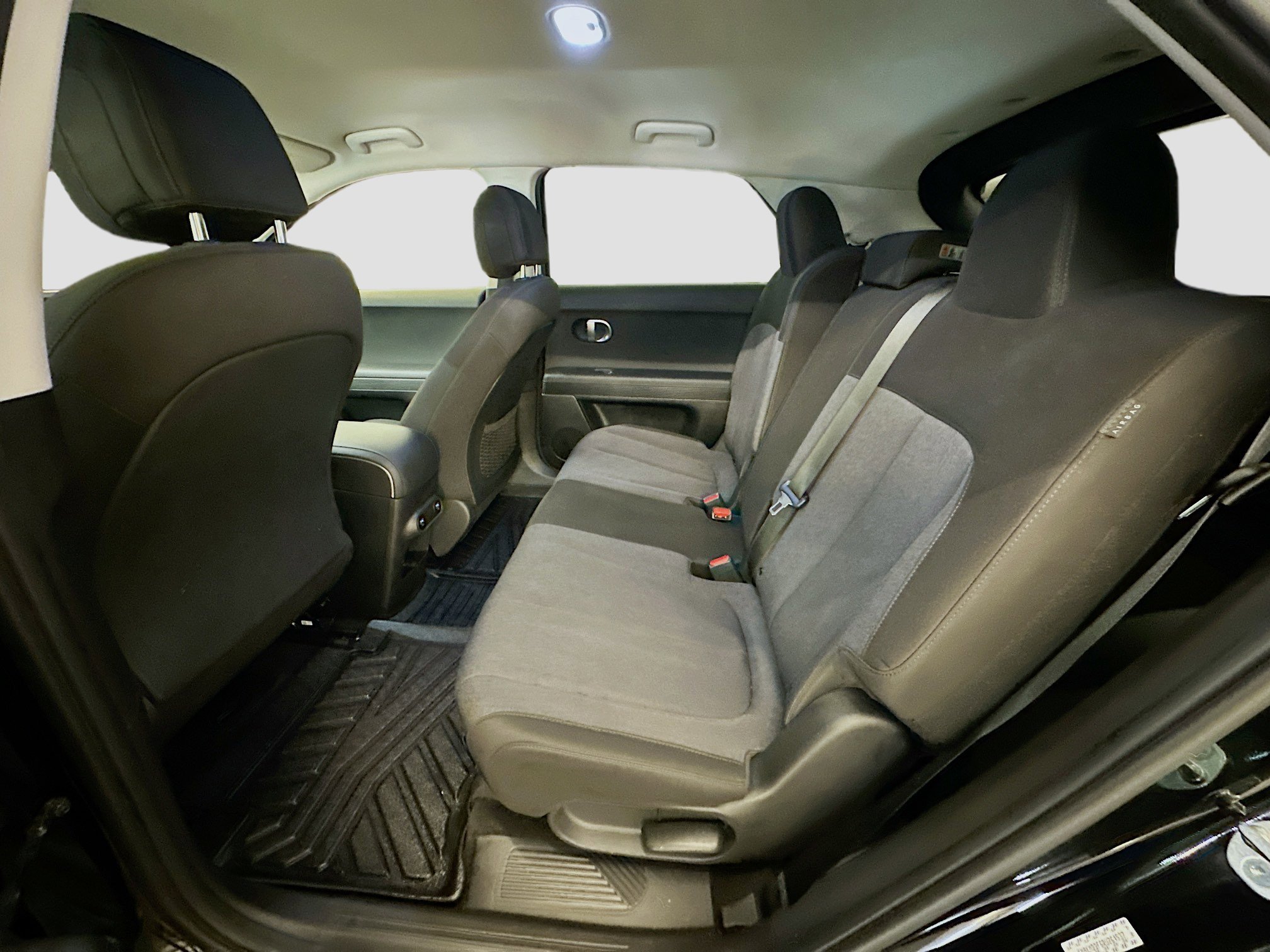 Used 2024 Hyundai Ioniq 5 SE AWD/4WD image 29