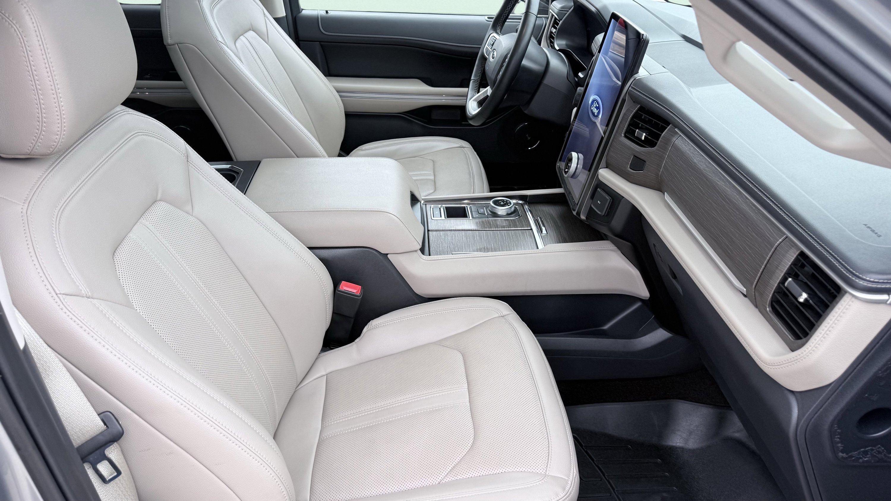 Used 2023 Ford Expedition Limited RWD image 54