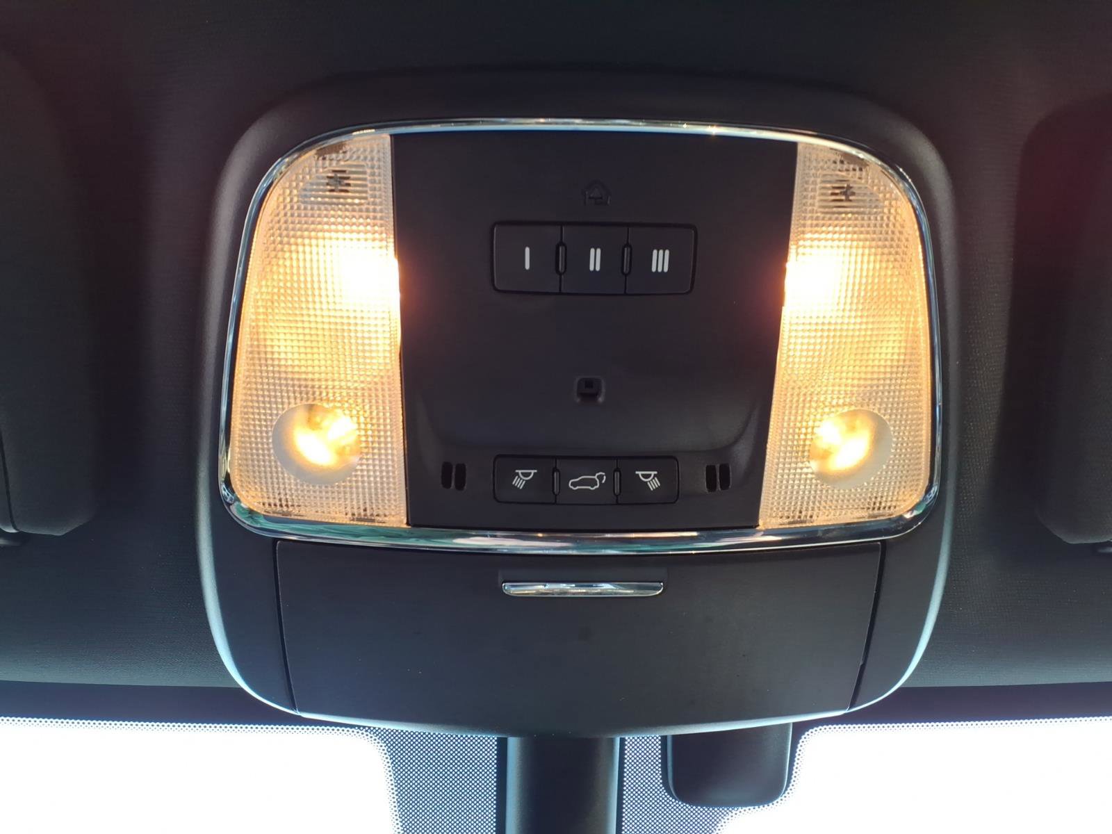 Used 2022 Jeep Grand Cherokee Laredo X image 22