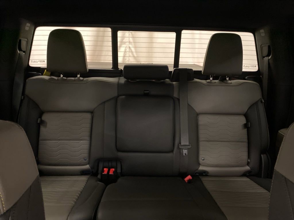 Used 2023 Chevrolet Silverado 1500 ZR2 w/ Technology Package image 18