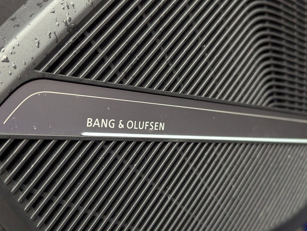 Used 2022 Audi Q5 e Prestige w/ Prestige Package image 12