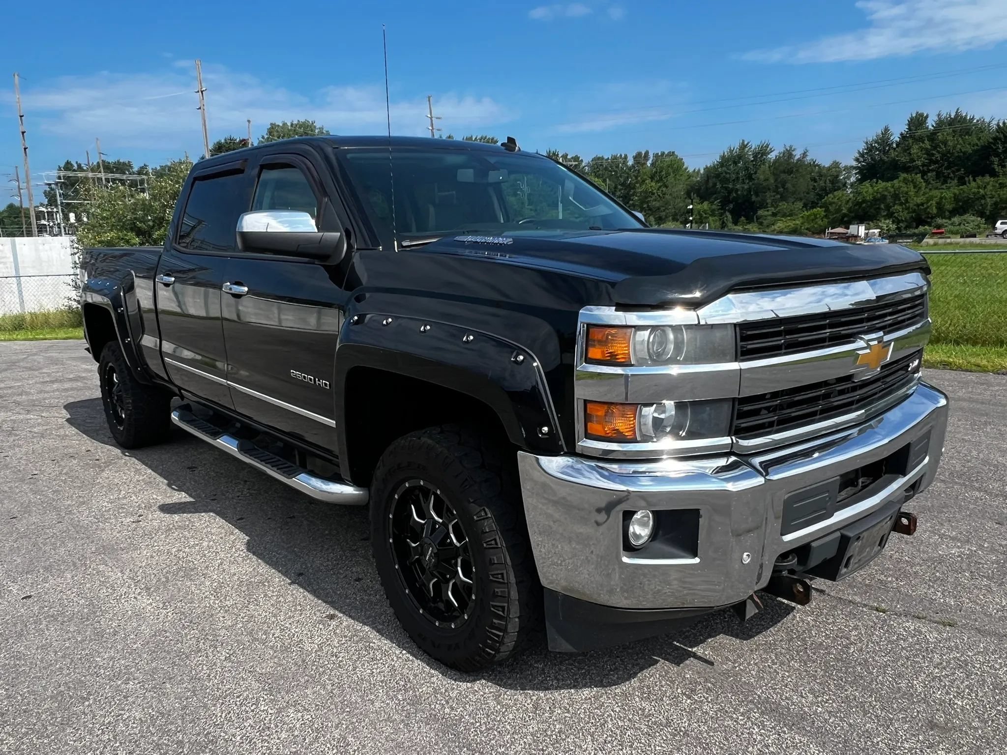 Used 2015 Chevrolet Silverado 2500 LTZ w/ Duramax Plus Package AWD/4WD image 3