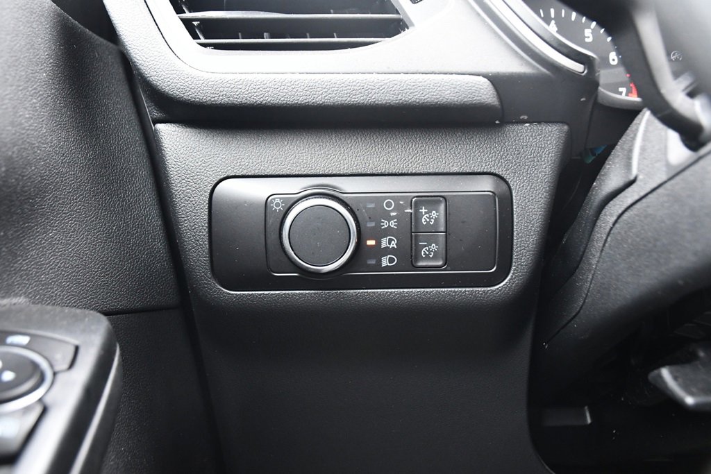 Used 2022 Ford Escape SE image 26