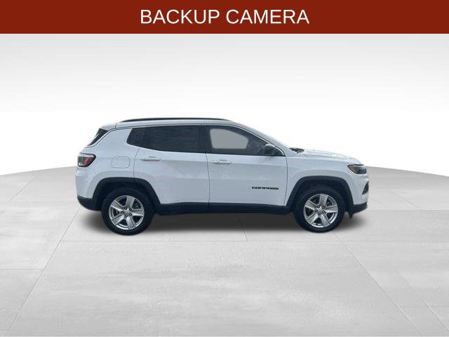 Used 2022 Jeep Compass Latitude FWD image 8