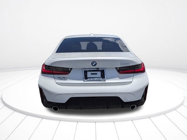 Used 2024 BMW 330i Sedan w/ M Sport Package RWD image 4