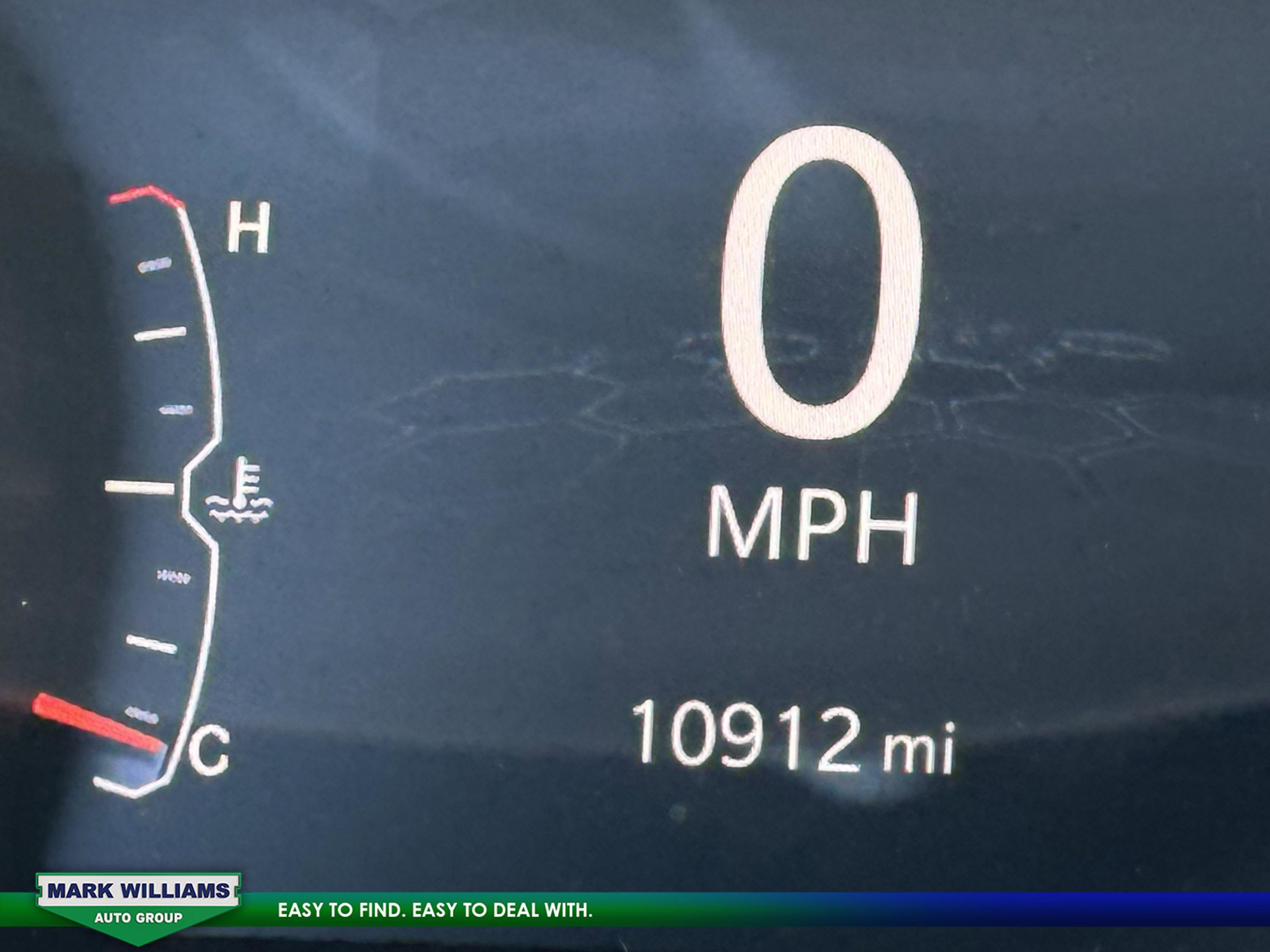 Used 2024 Jeep Compass Latitude w/ Sun and Sound Group image 13