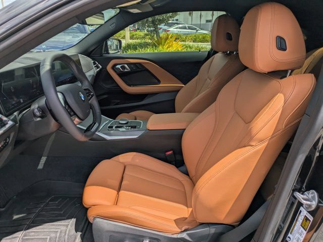 Used 2025 BMW 230i Coupe w/ Convenience Package RWD image 18