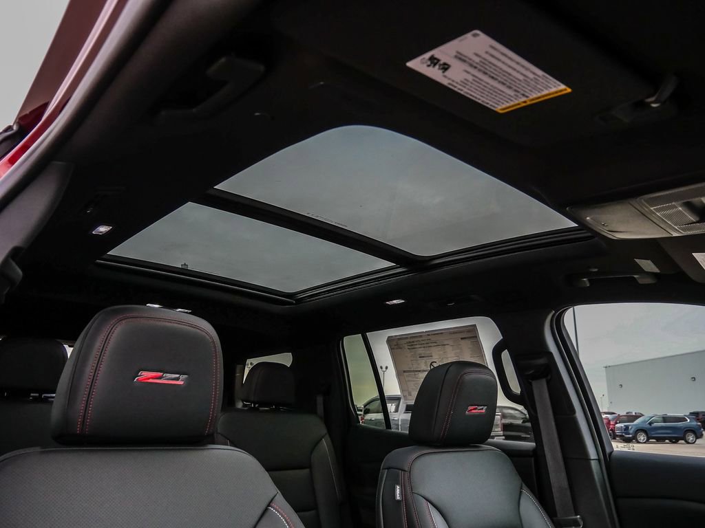 New 2026 Chevrolet Traverse Z71 w/ Enhanced Driving Package AWD/4WD image 18