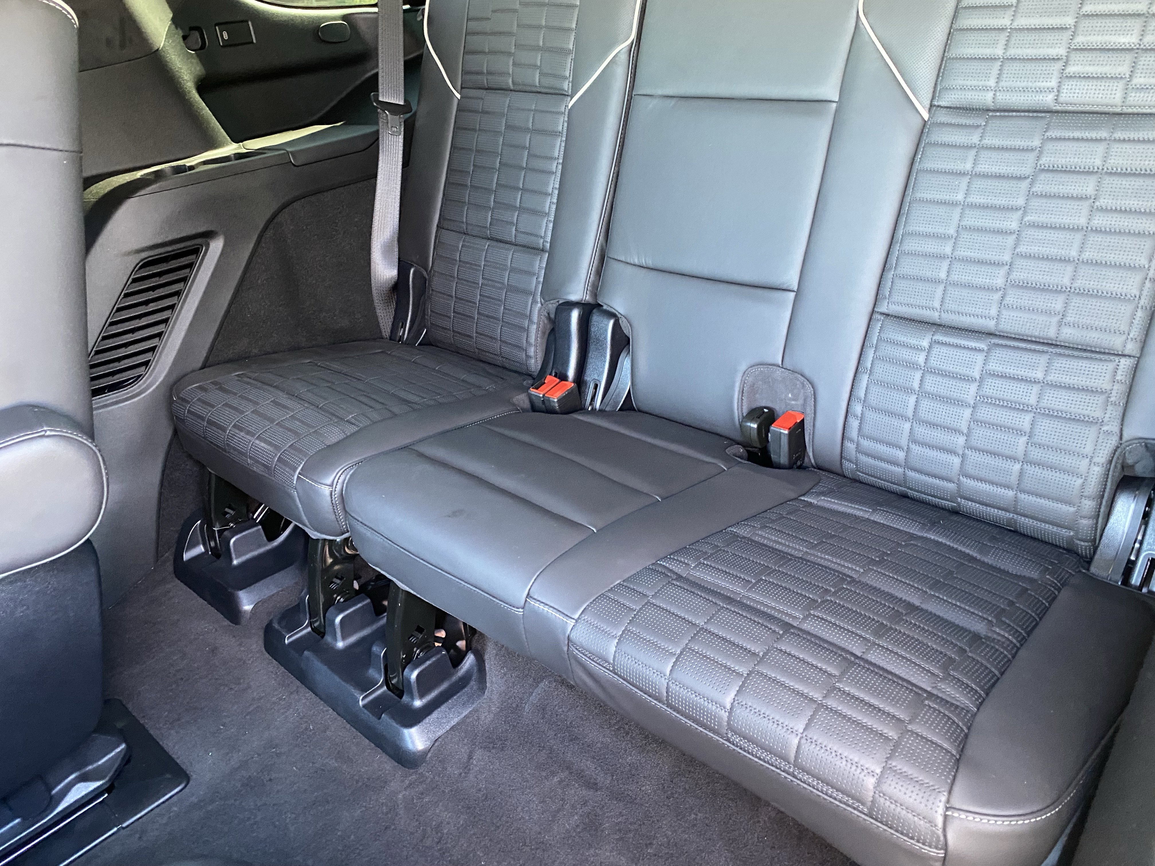 Used 2025 Cadillac Escalade Sport Platinum image 15