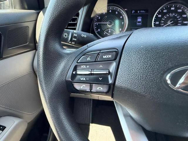 Used 2020 Hyundai Elantra SEL image 11