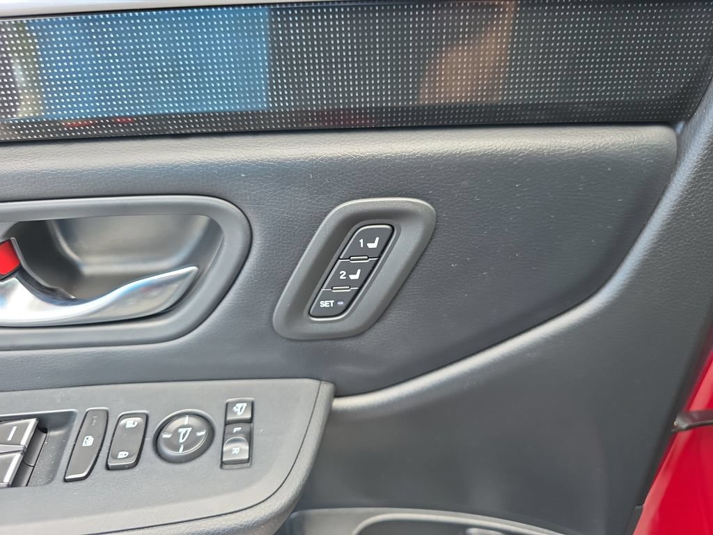 Used 2025 Honda Pilot Elite image 19