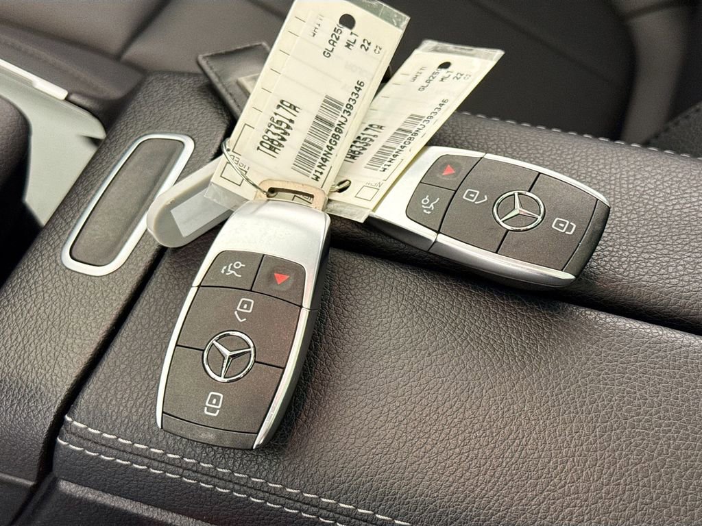 Used 2022 Mercedes-Benz GLA 250 GLA 250 image 17