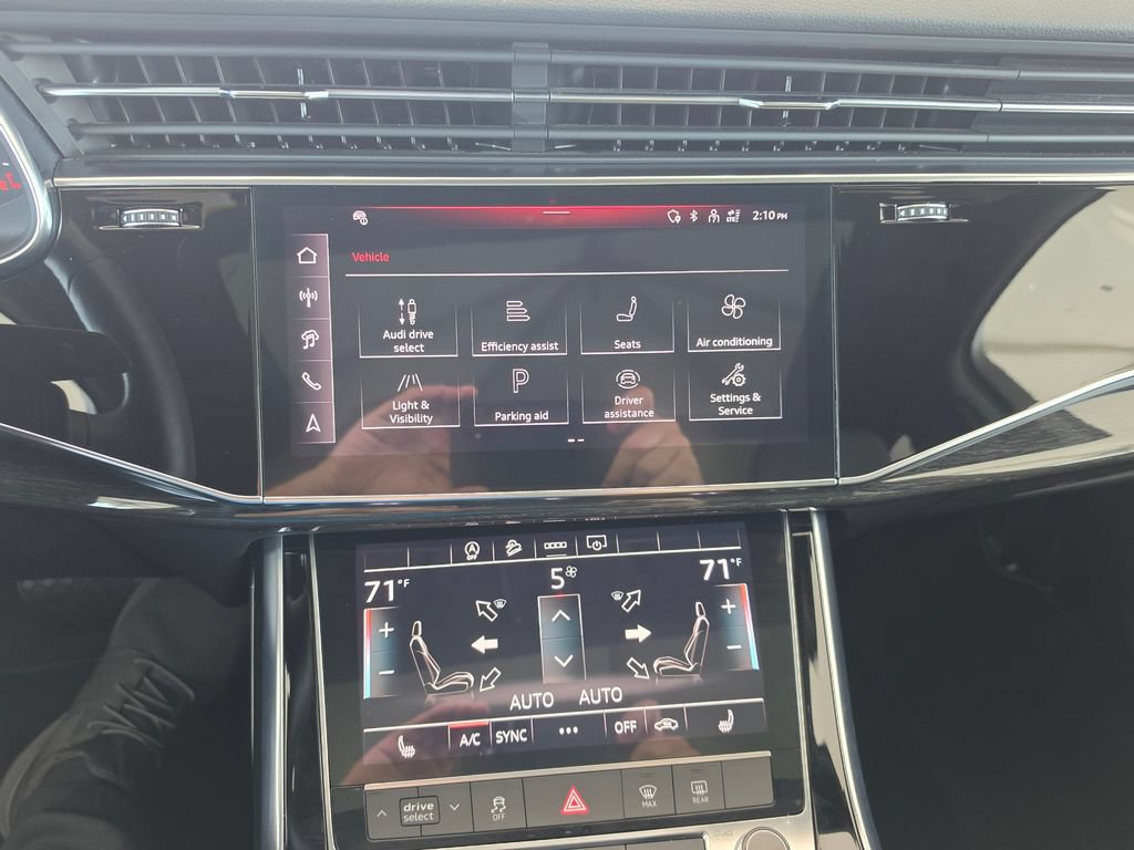 Used 2025 Audi Q7 3.0T Premium Plus AWD/4WD image 24