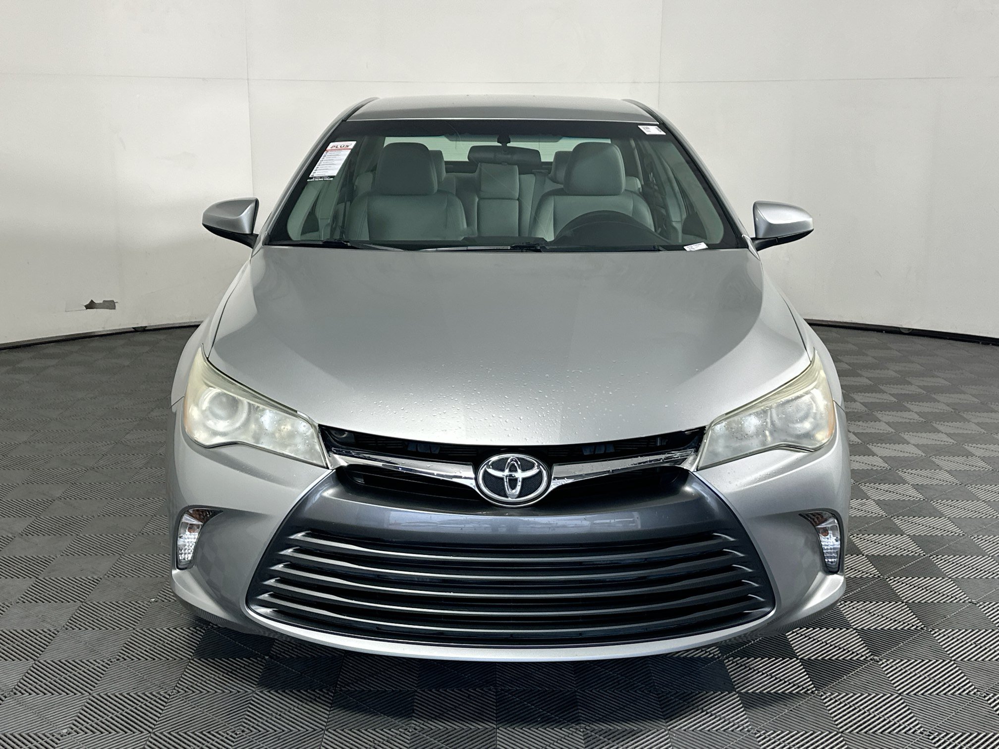 Used 2017 Toyota Camry LE FWD image 8