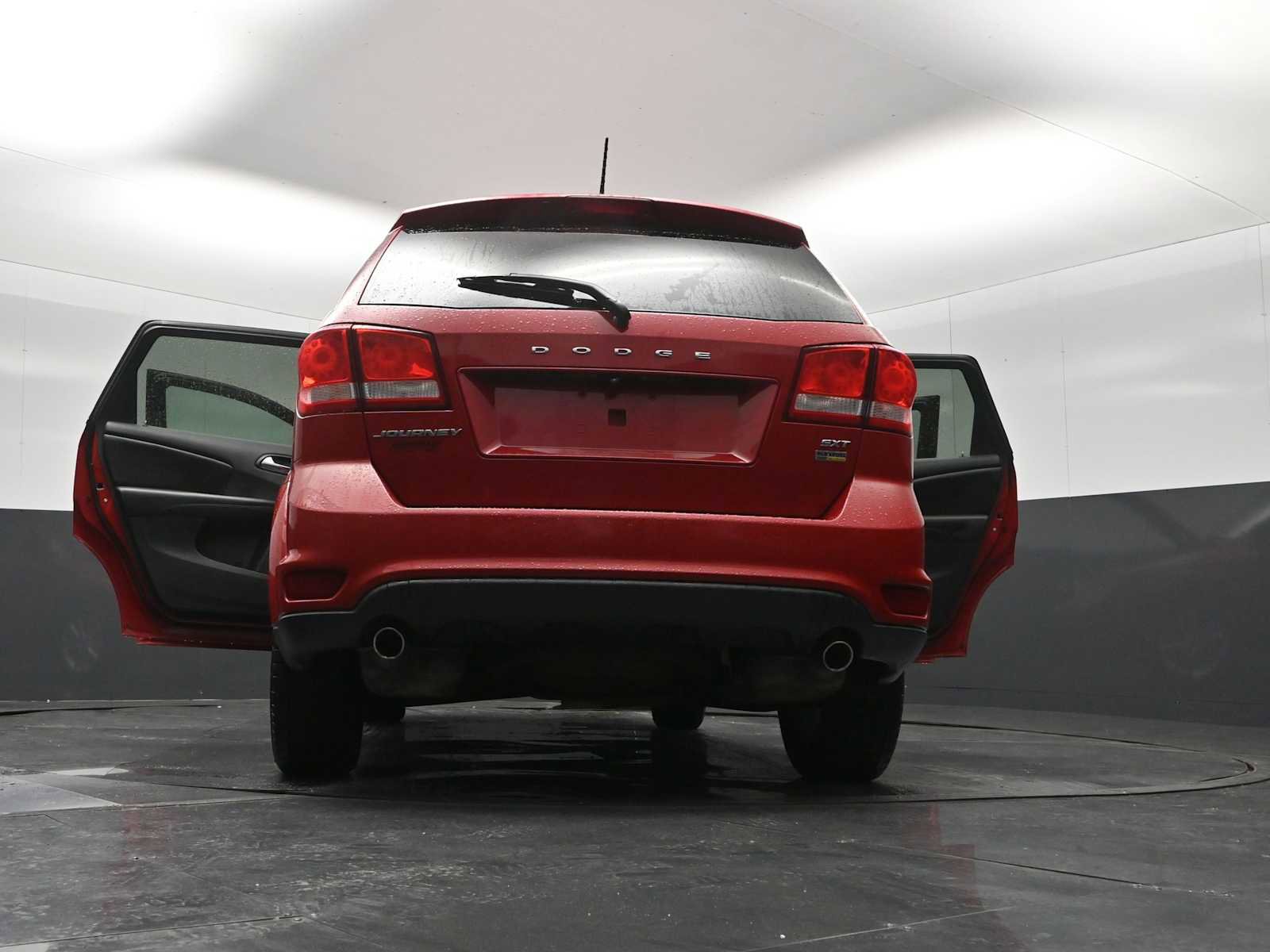 Used 2014 Dodge Journey SXT w/ Flexible Seating Group FWD image 30