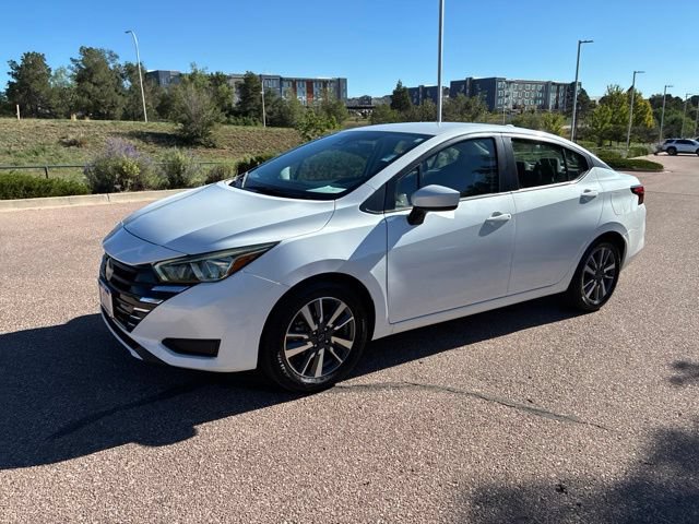 Used 2023 Nissan Versa SV FWD image 3