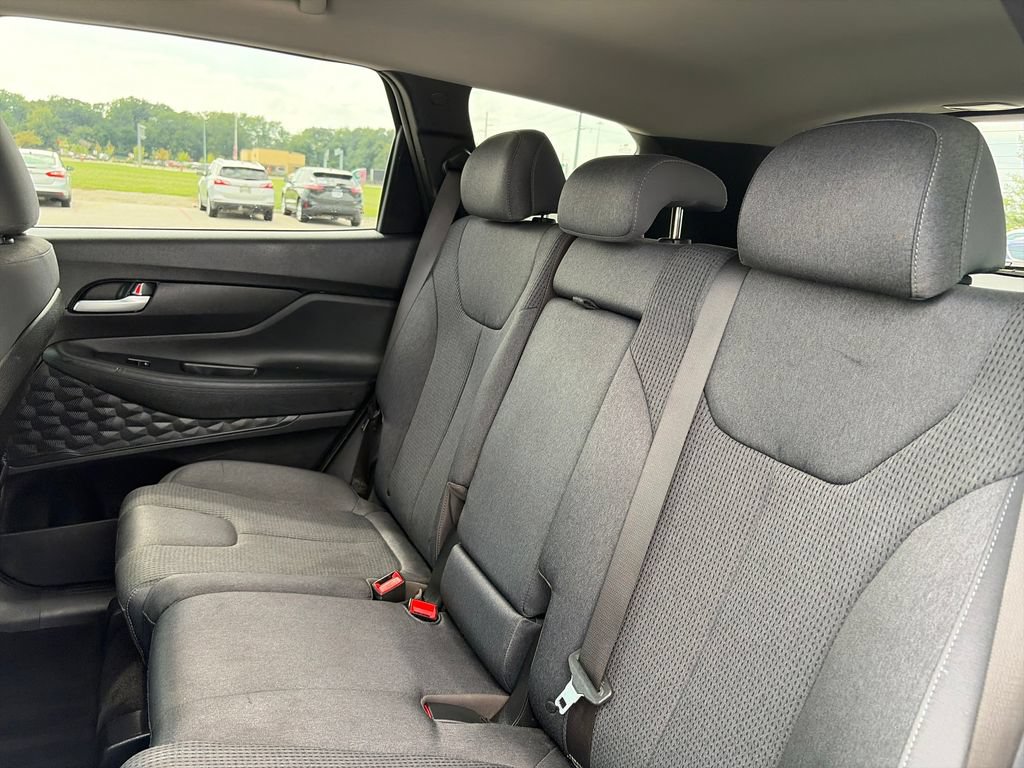 Used 2021 Hyundai Santa Fe SE AWD/4WD image 28
