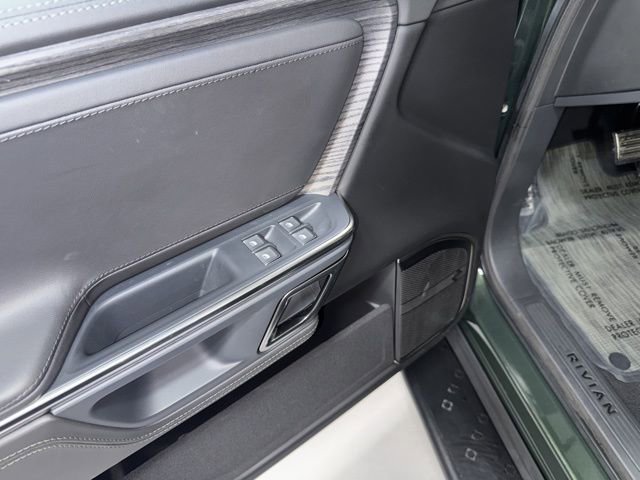 Used 2023 Rivian R1T Adventure AWD/4WD image 17