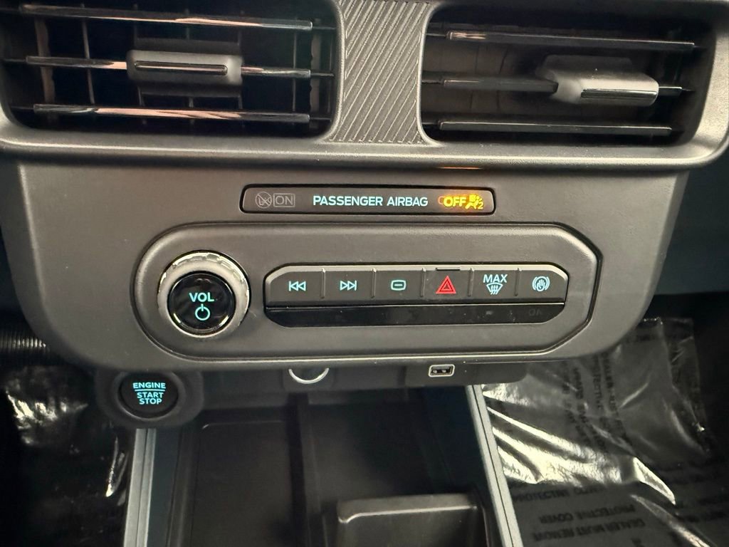 New 2025 Ford Maverick XLT w/ XLT Luxury Package image 35