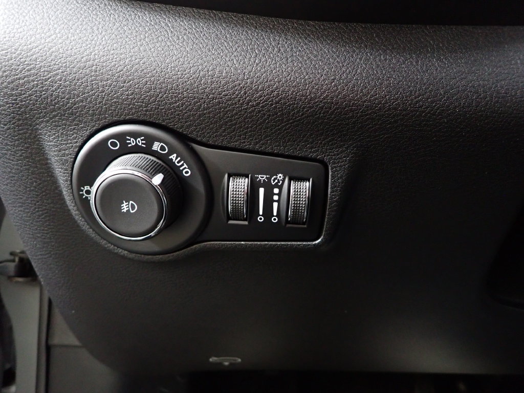 New 2026 Jeep Compass Limited AWD/4WD image 24