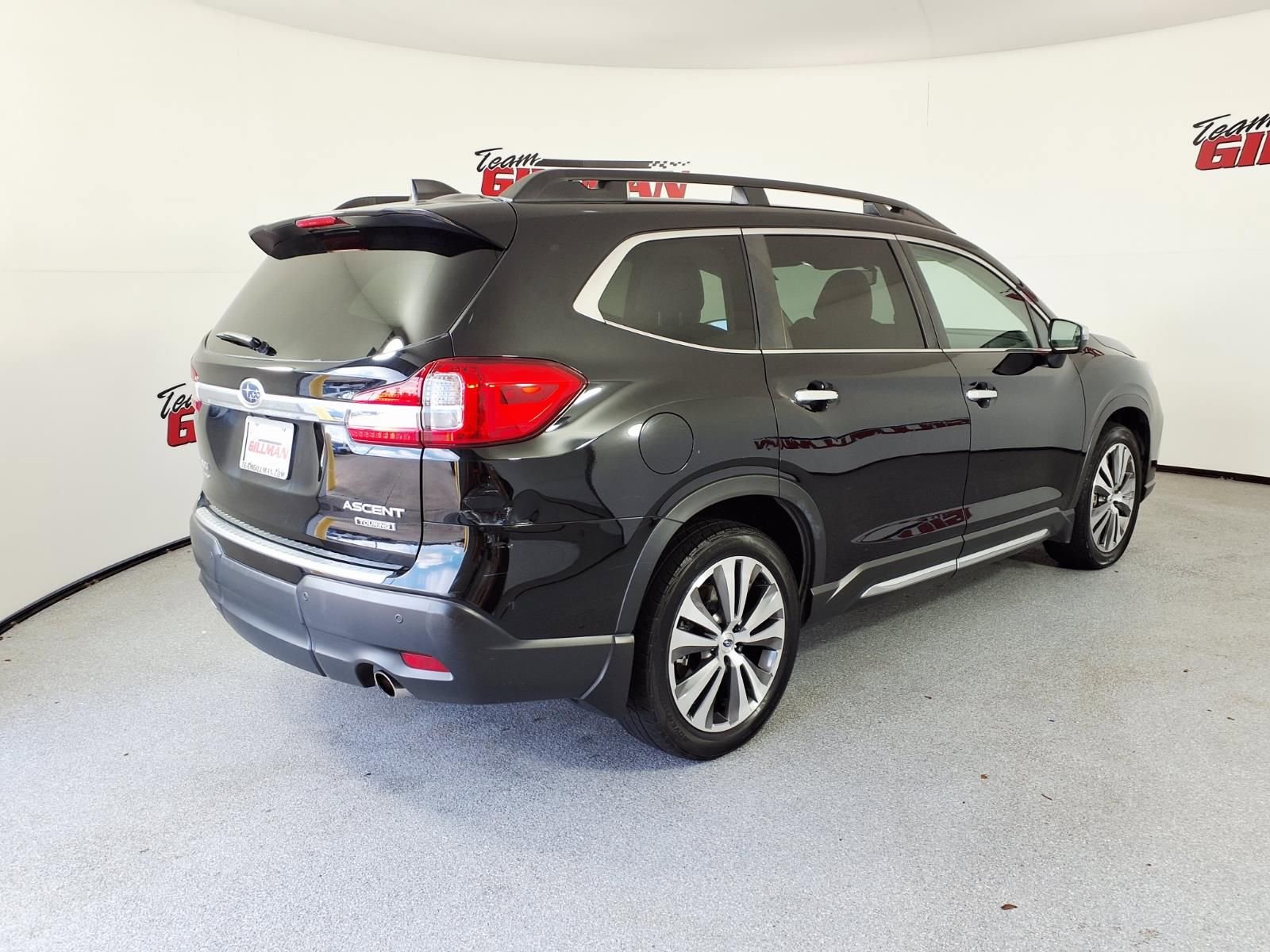 Used 2019 Subaru Ascent Touring w/ Popular Package #3 AWD/4WD image 4